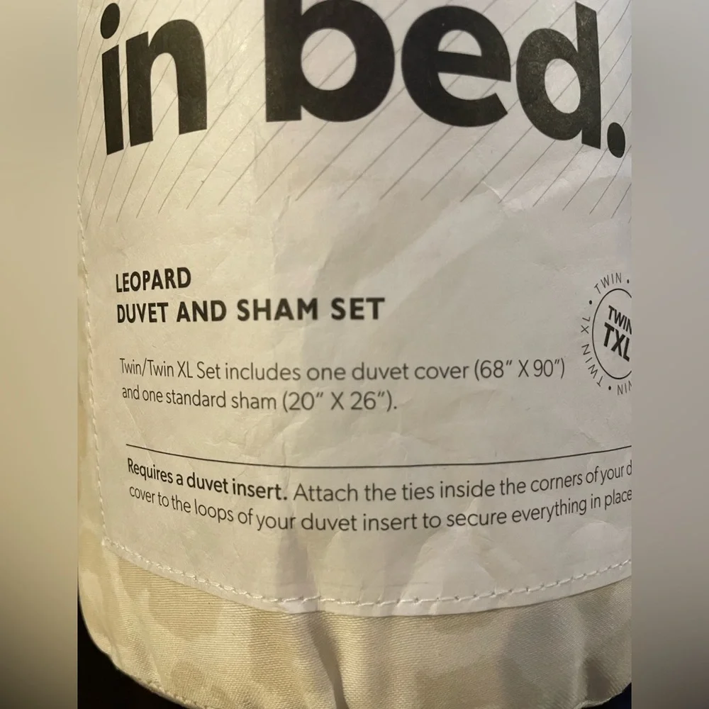 NWT Dormify Leopard Duvet/Sham Set